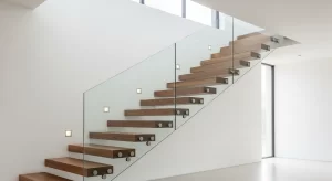 Konsol ve Cam Merdiven Uyumu