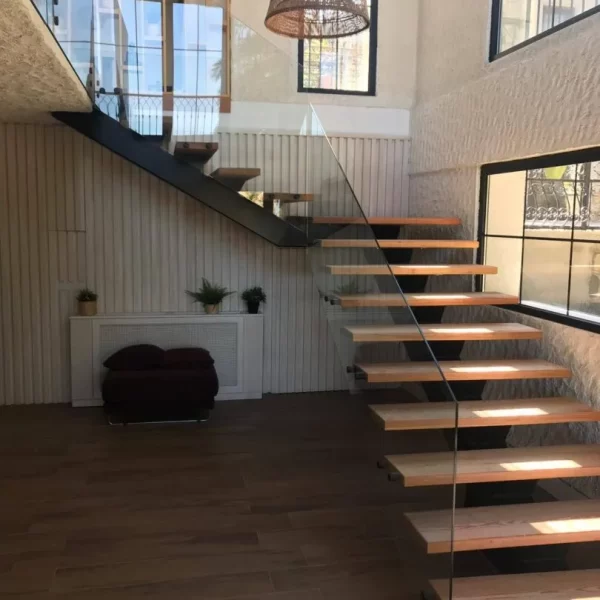 yan kirisli merdiven