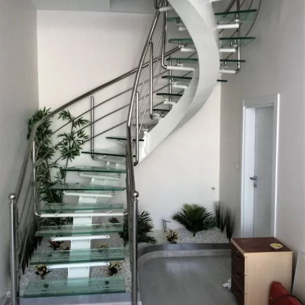 celik-tek-omurgali-merdiven-20220131-16-807x1080